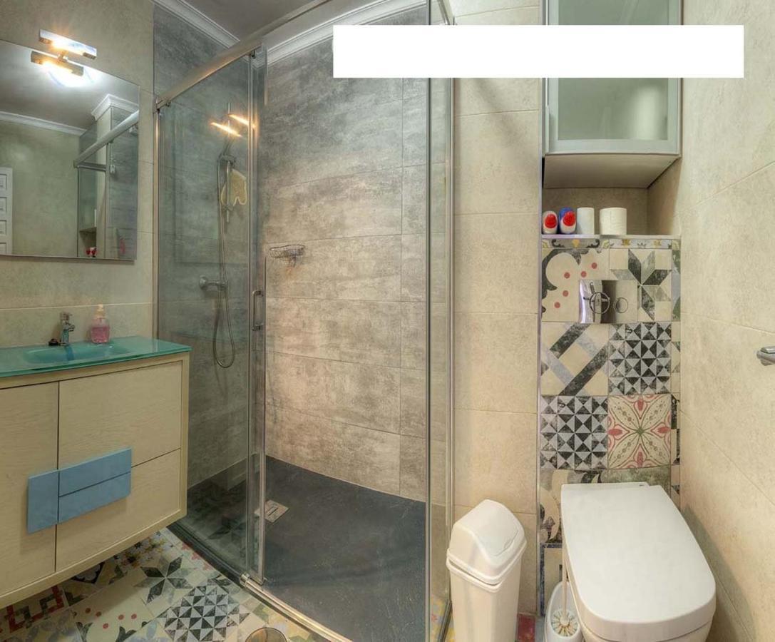 Precioso Apartamento Frontal Al Mar Nerja Exterior photo